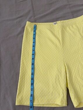 Aritzia Sunday Best bike shorts